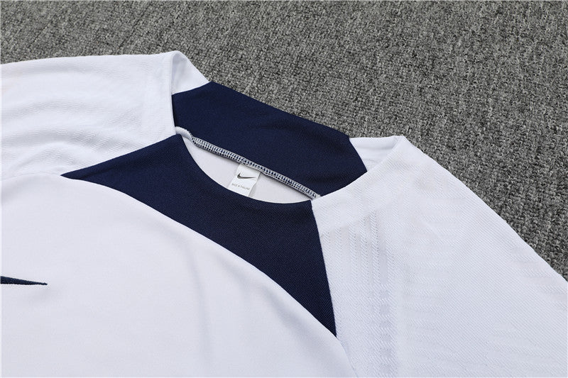 Conjunto Treino PSG 2022/23 - Masculino - Branca
